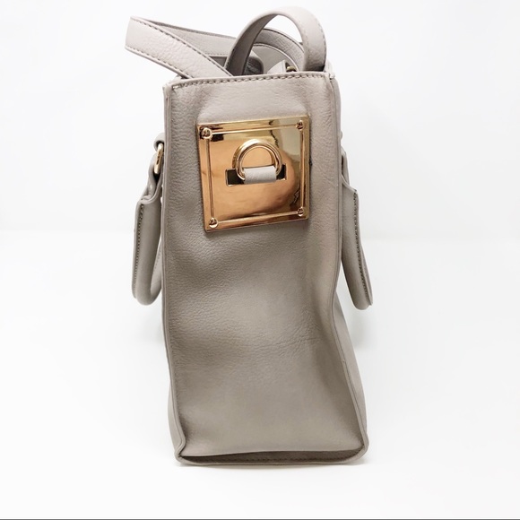 NWT Large Pleather Gold Plated Satchel Shoulder Bg - Picture 3 of 5